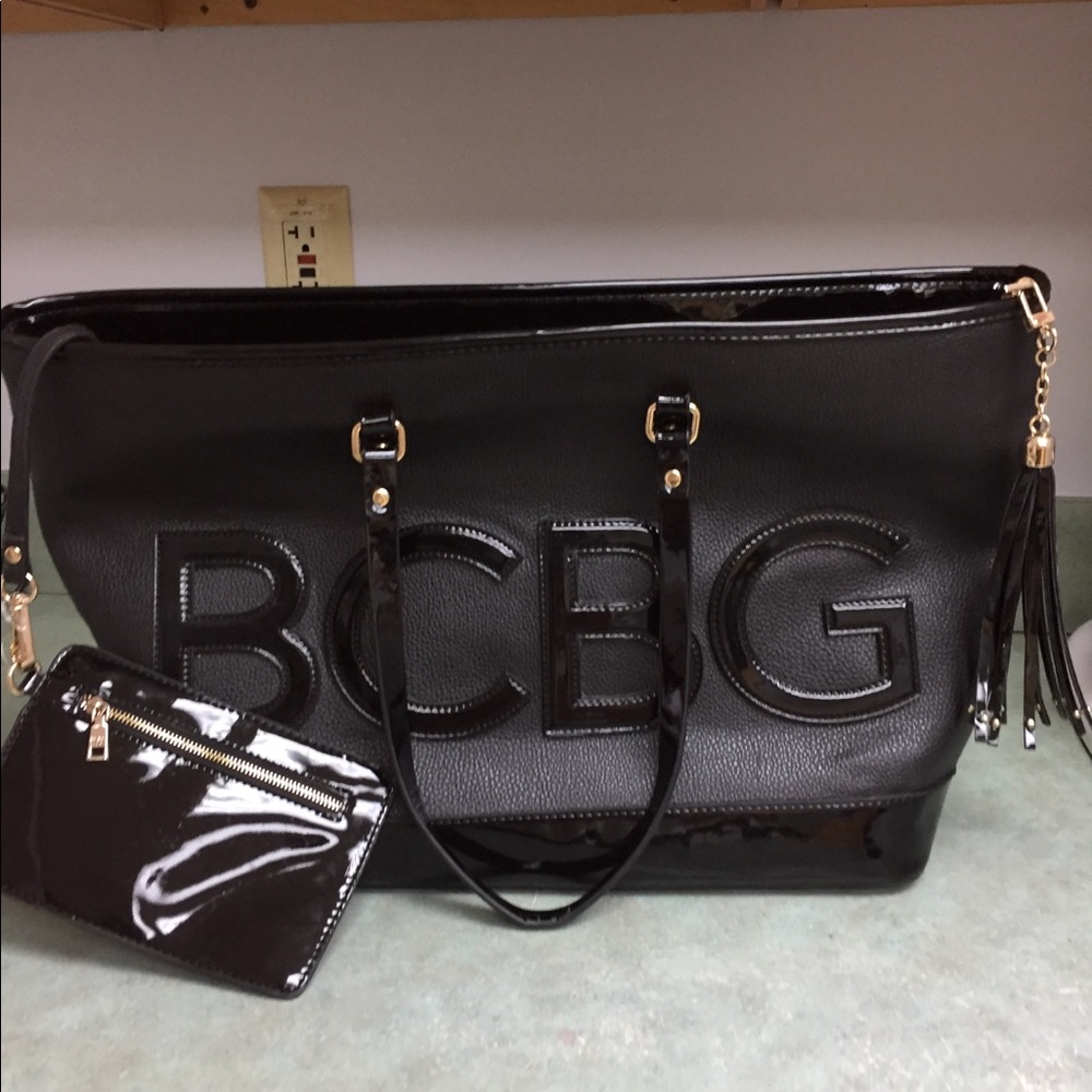 BCBG women’s handbag with clutch attached